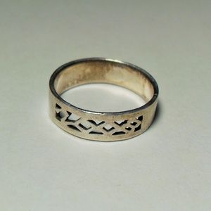 Vintage Sterling Silver Cutout Band Ring